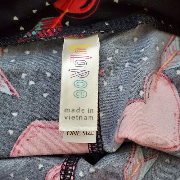 NEW LuLaRoe Valentine's Black Red Heart Leggings - Picture 7 of 9